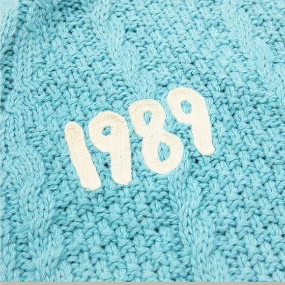NWT - Taylor Swift CARDIGAN -Brand new in package Taylor Swift 1989 cardigan - Picture 4 of 4